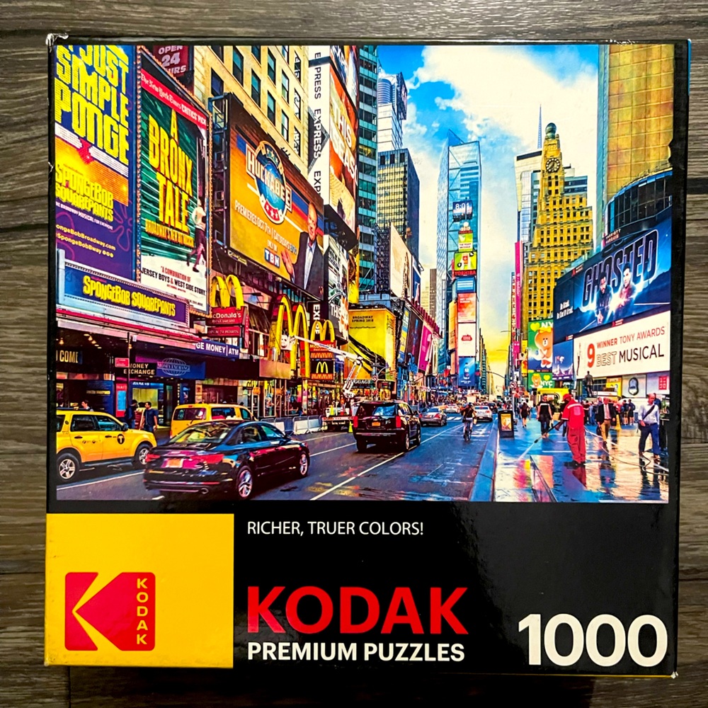 Cra-Z-Art Kodak 1,000 Piece Jigsaw Puzzle, Times Square, 20” x 27” 🧩